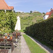 Weinausschank in Radebeul, Eingang zum Weingut Große